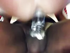 Olgun MILF bbc üzerinde kremsi cums