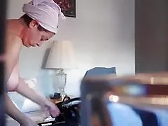 Teyze çıplak gizli kam